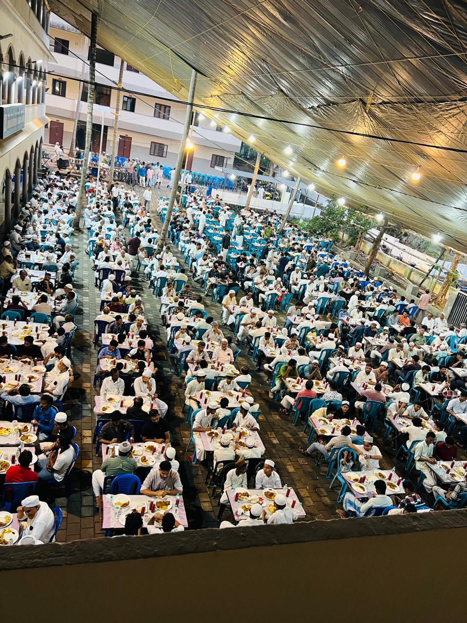 സമൂഹ നോമ്പ് തുറ എല്ലാം കൊണ്ടും പ്രൗഢമായി....